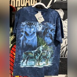 Vintage tie dye wolf tee. Deadstock nature tee